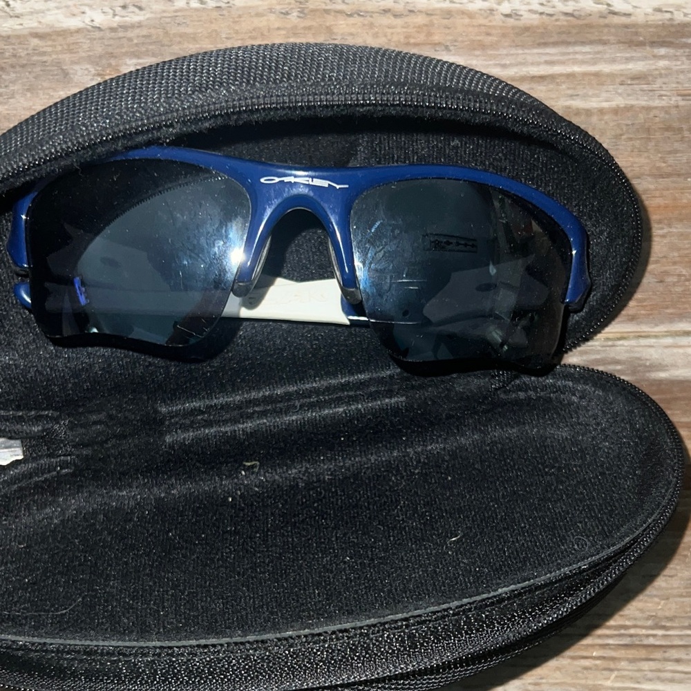 Oakley Navy Sunglasses with Black Case